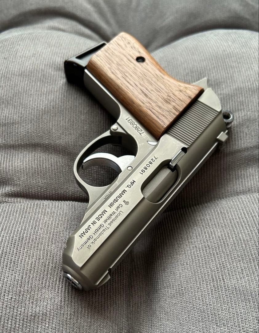 【マルシン】ワルサーPPK ロストステンレス シルバーメッキ【モデルガン】