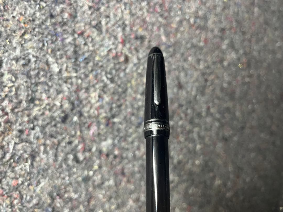 【セーラー万年筆】ブラックラスター 細字 F