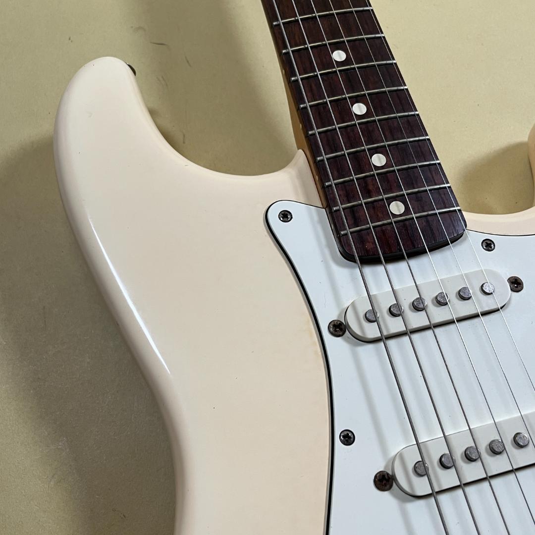 Fender Japan ST40 Stratocaster 1987-88年