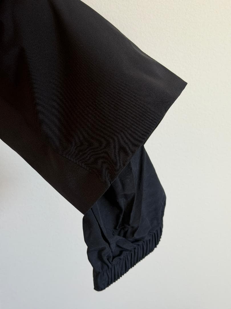 【未使用タグ付き】Peak Performance スキーパンツ 女L 男M