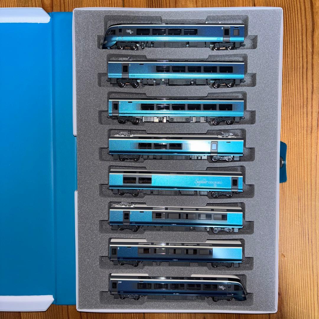 KATO 10-1644 E261系サフィール踊り子8両特別企画品