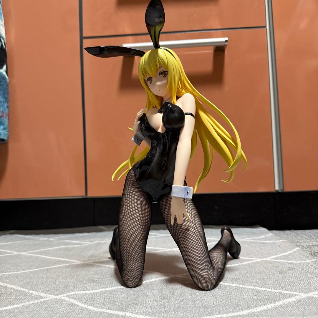 FREEing アイズ・ヴァレンシュタイン バニーVer. 1/4 フィギュア
