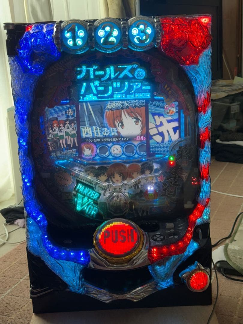 初代CRガールズ&パンツァー パチンコ実機　オートプレイ&循環付き　送料込み