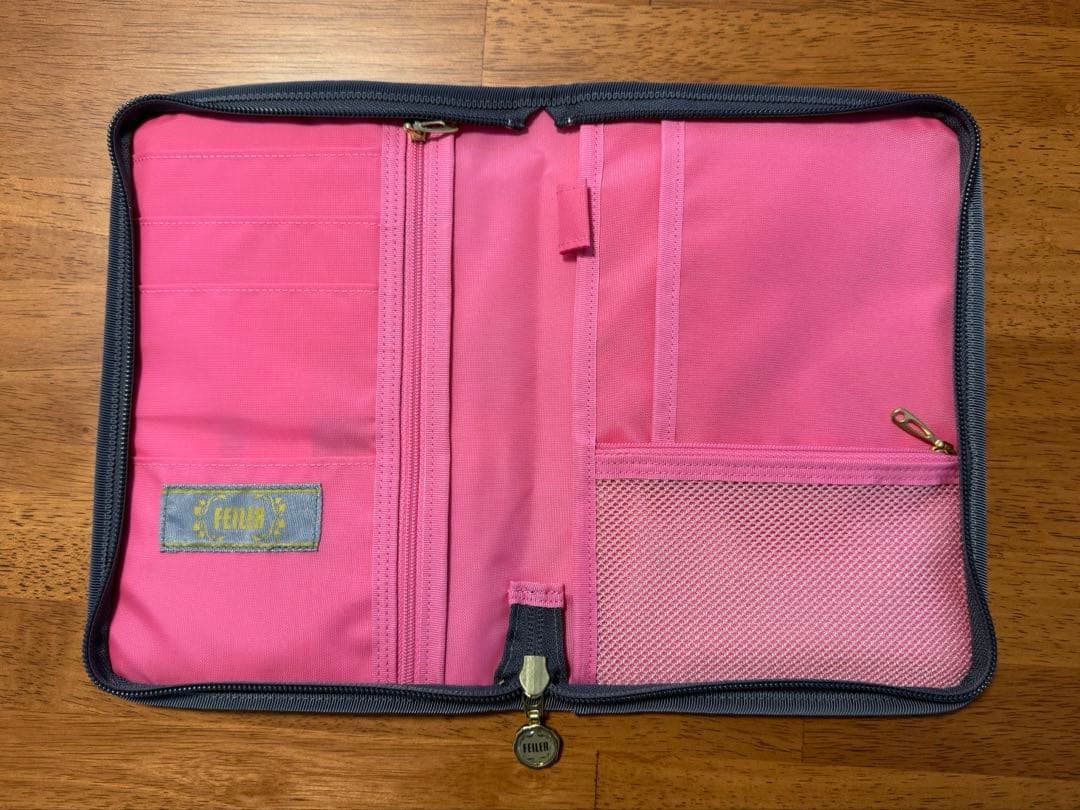 【美品】FEILER マルチケース　母子手帳ケース