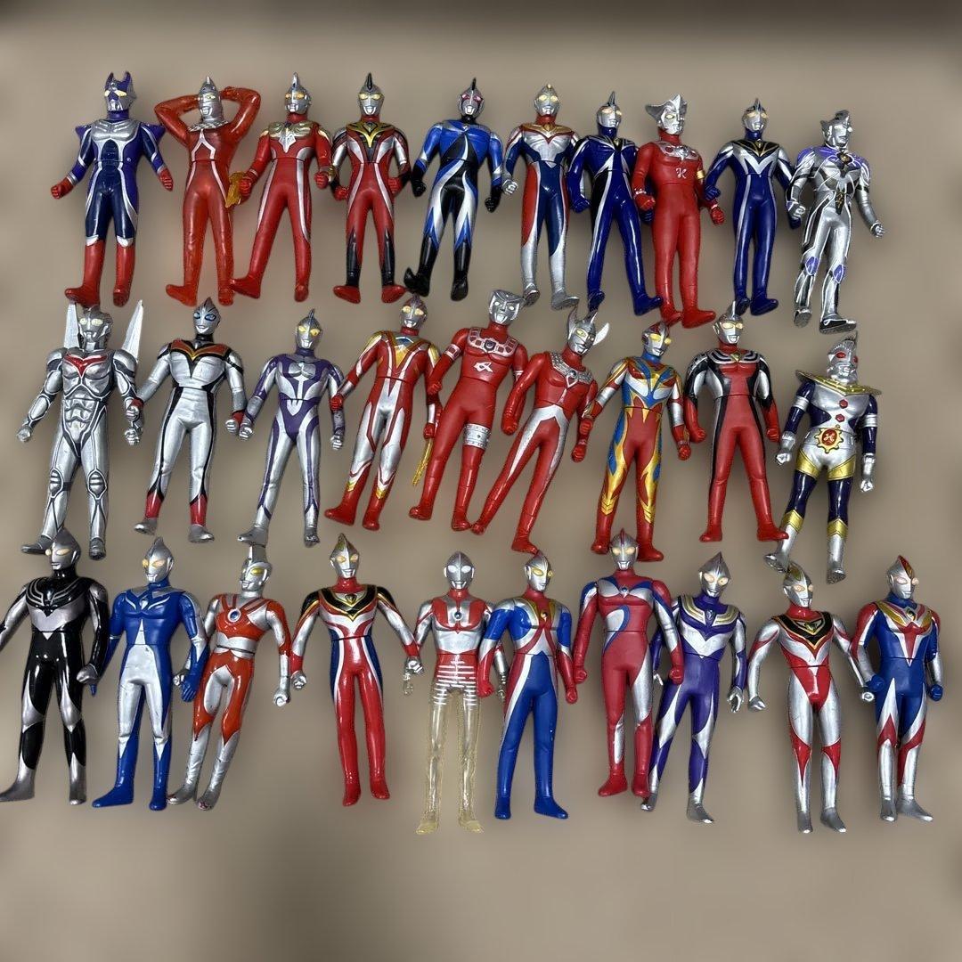 ウルトラマンフィギュアセット　29体