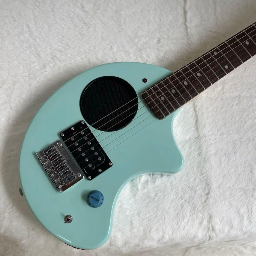【美品】エレキギター　FERNANDES ZO-3 アンプ内蔵ギター　エレキ