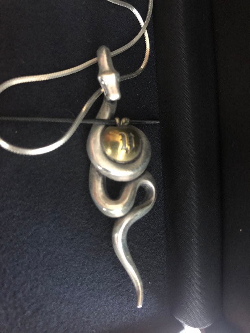 HYDE FC会員限定 蛇 りんご Independent Gold Apple