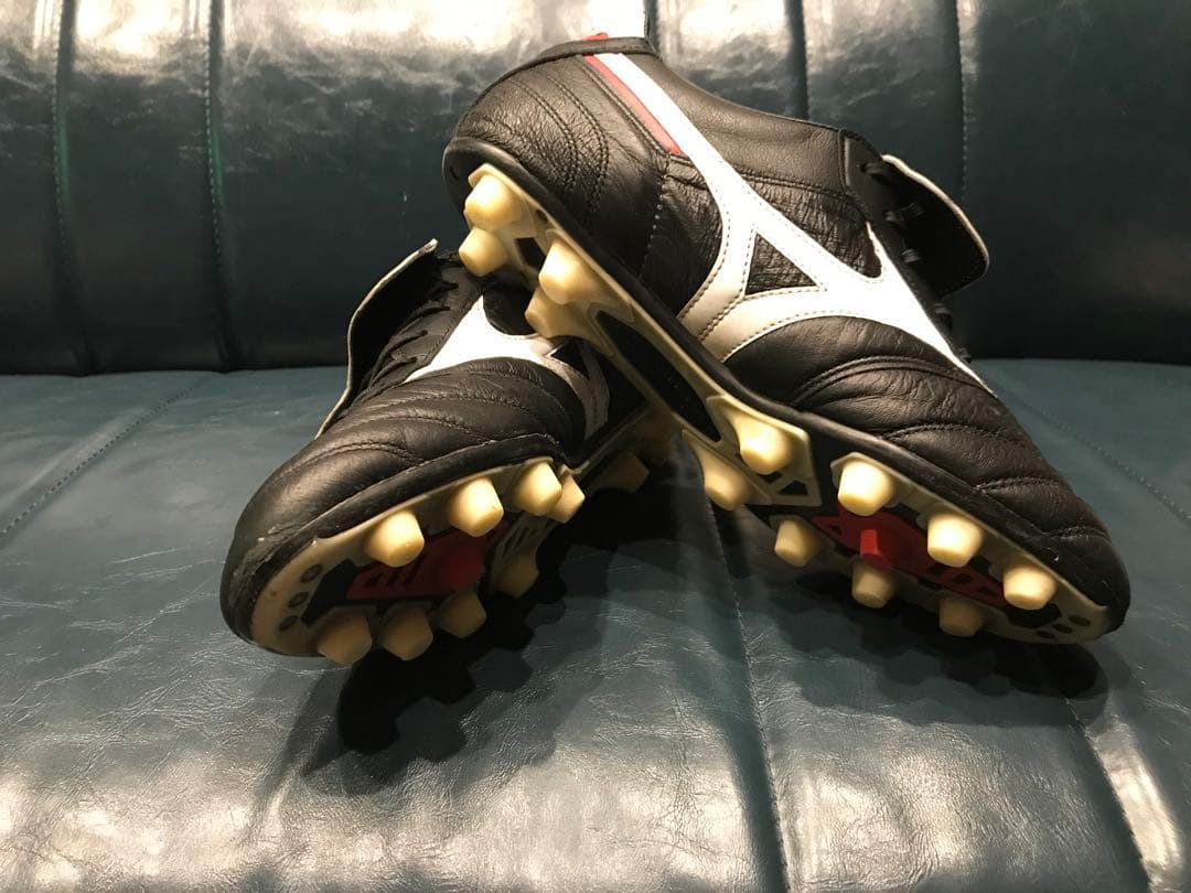 Mizuno サッカーシューズ