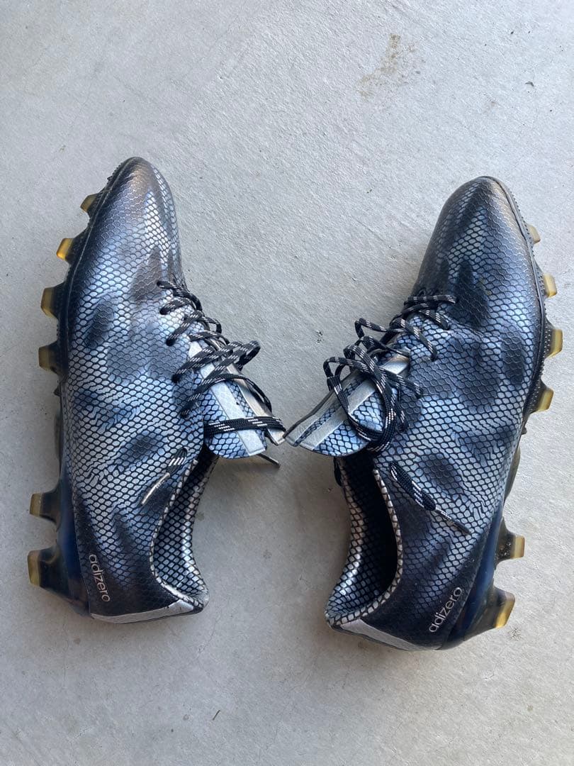 adidas F50 ヘビ柄 サッカースパイク