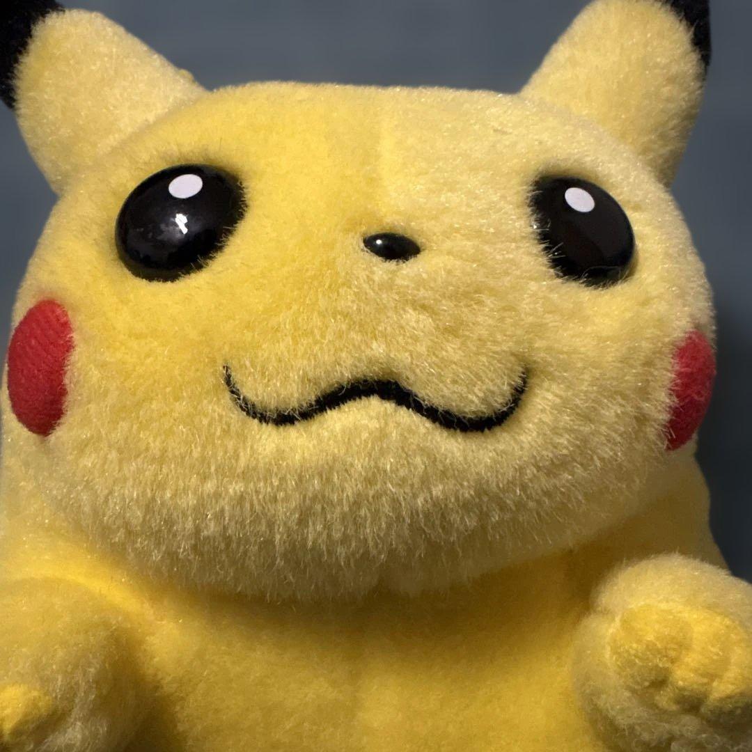 ピカチュウ ぬいぐるみ