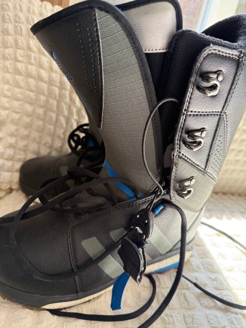 adidas Super Level スノーボードブーツ