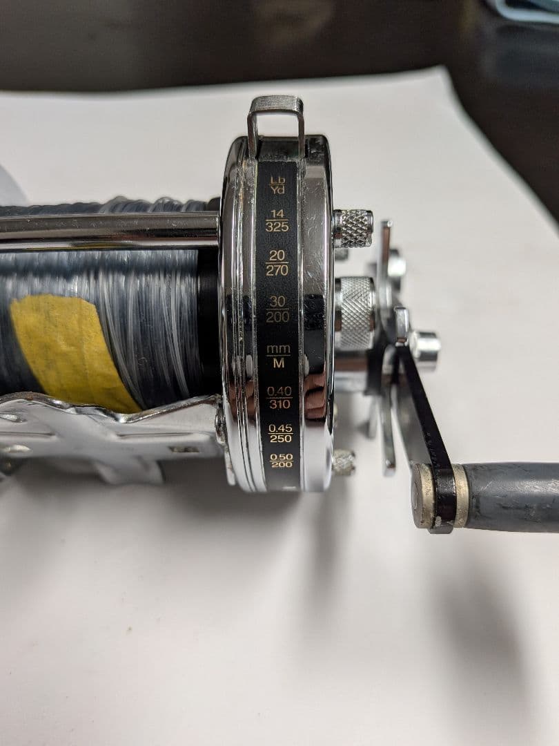 アブガルシアアンバサダー7500C 両軸リール ブラック/シルバー