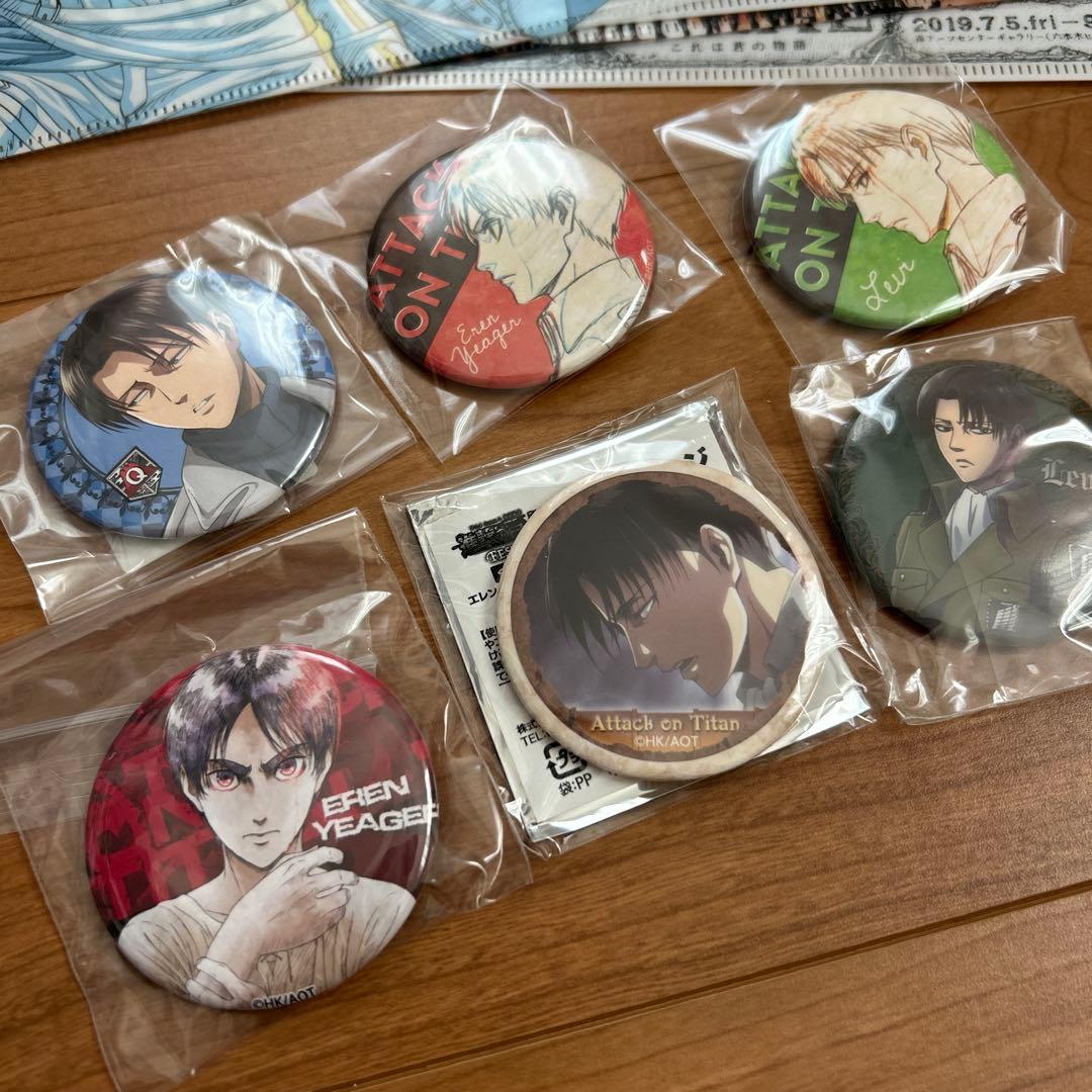 進撃の巨人　グッズセット