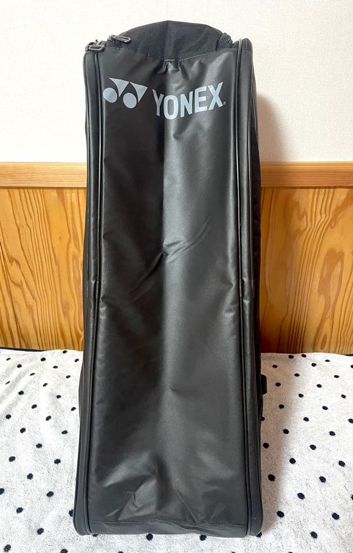 【美品】YONEX バドミントンバッグ バドミントンラケットケース付き ブラック