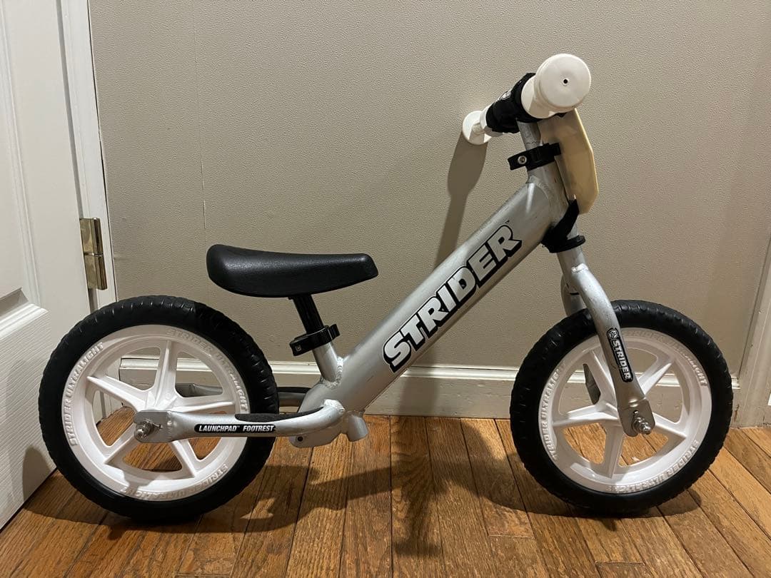 【美品】 ストライダー プロモデル 軽量 アルミ フレーム シルバー