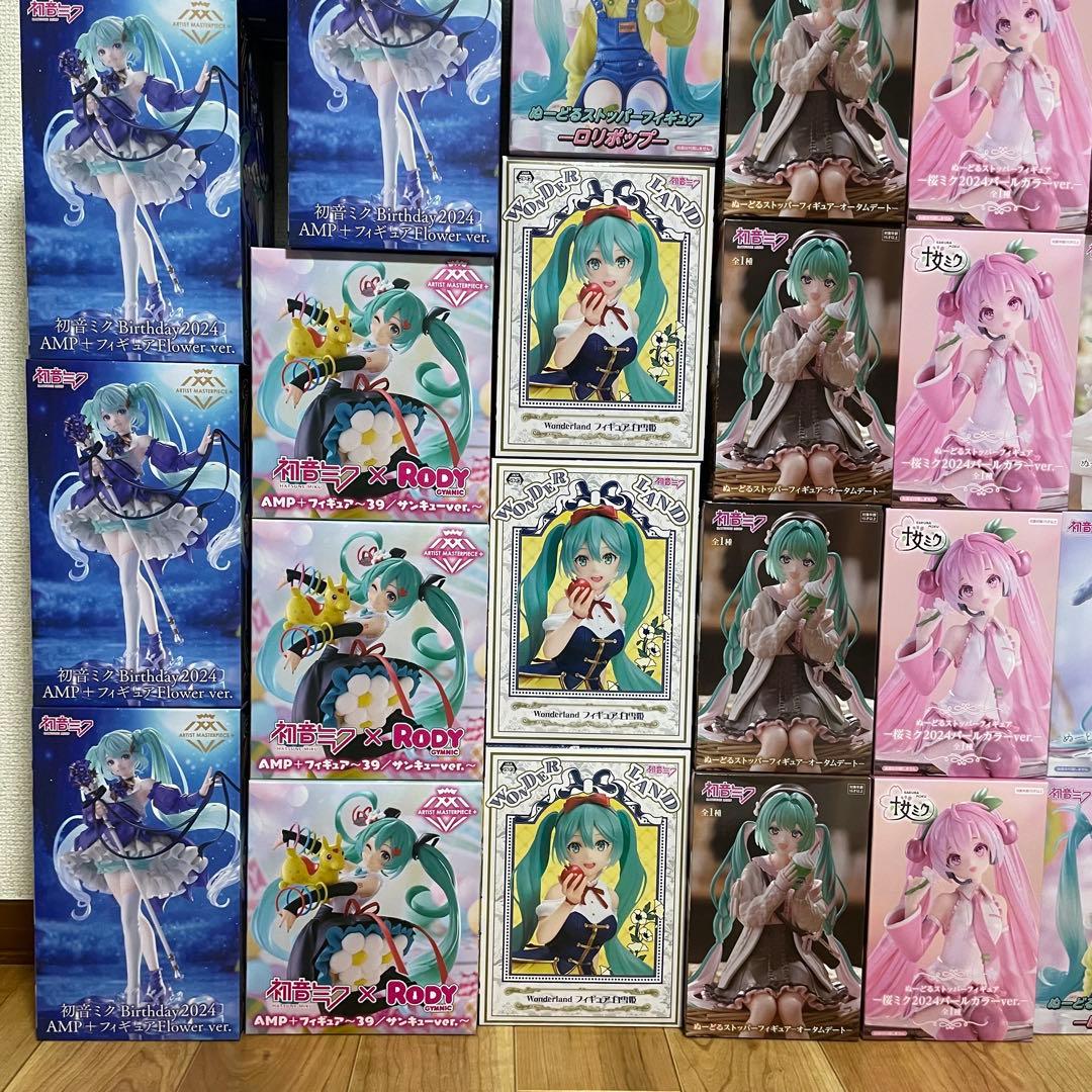 新品未開封　初音ミク　プライズ　フィギュア　40個　まとめ売り