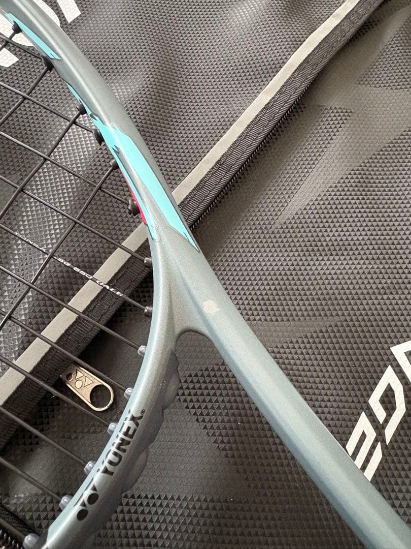 YONEX VOLTRAGE5vs テニスラケット