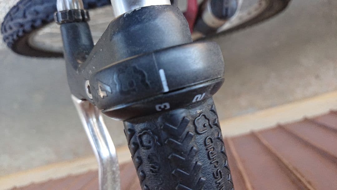 アイアンフォースマウンテンバイク Wスペンション (ジャンク)