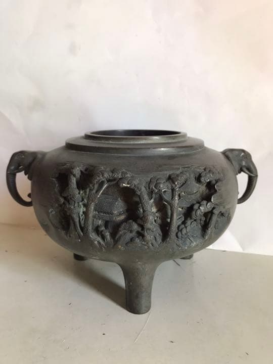 香爐，明治金工長谷川摄津掾晴定作古銅製，極細工，高11cm幅20cm重1600克