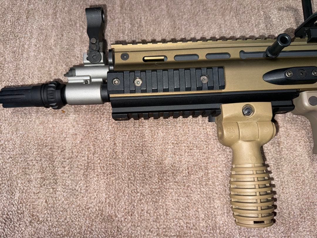 東京マルイ　おまけ沢山　SCAR-L 次世代電動ガンすぐ撃てるパーフェクトセット