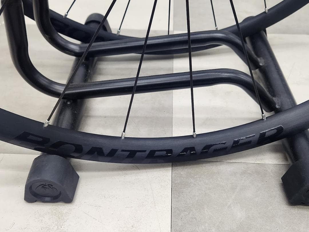 TREKボントレガー パラダイムコンプTLR ディスクホイル 160ｍｍＲＴ付