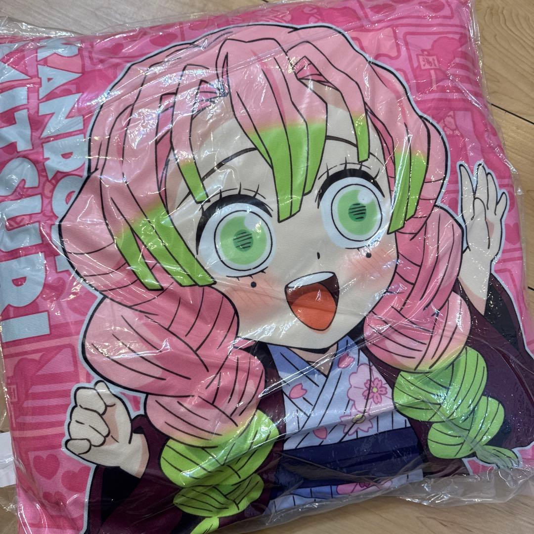 鬼滅の刃 ufotable dining 繋がるモチーフクッション甘露寺蜜璃