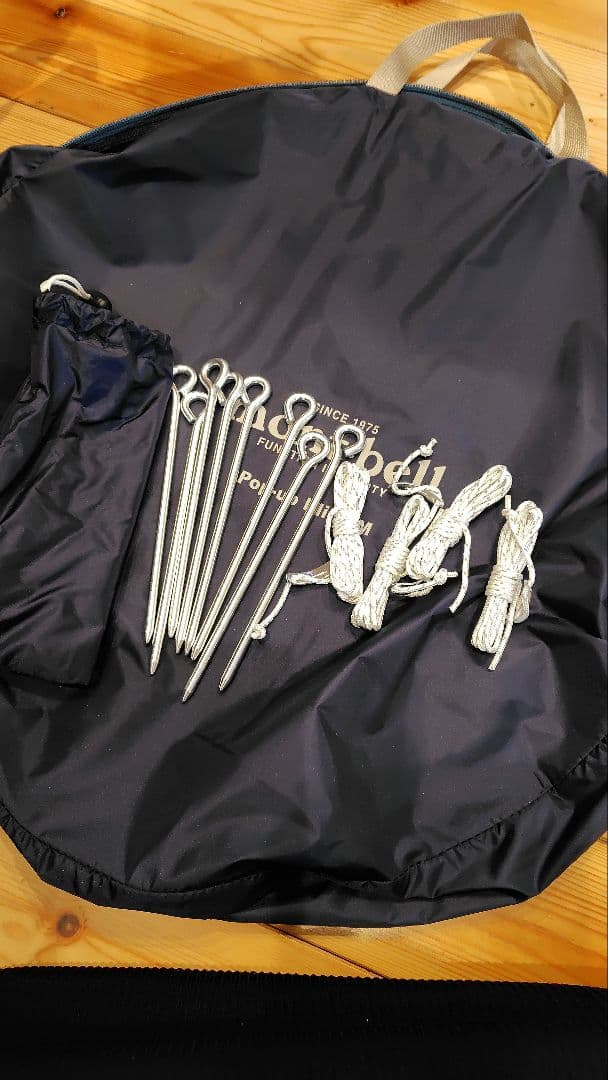 モンベル　ポップアップテント　ブラインド　М　　　防災グッズ