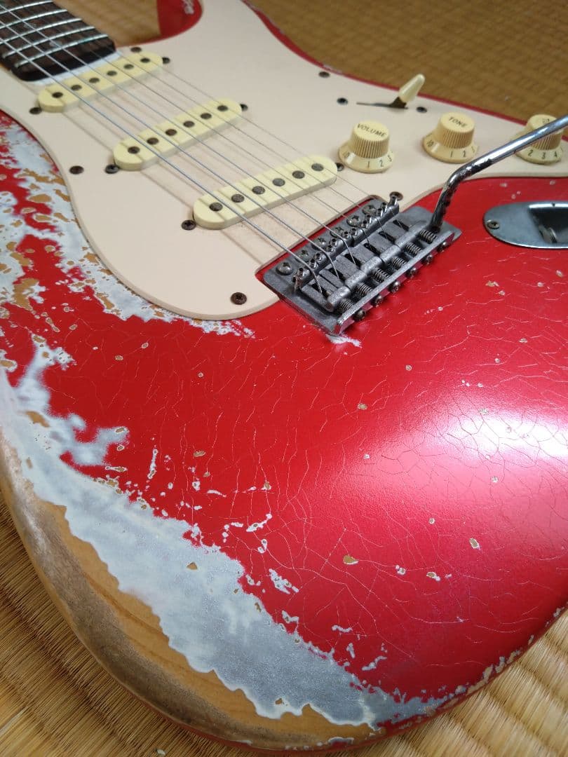 価格交渉ご自由に!ストラトキャスター　レリック　赤