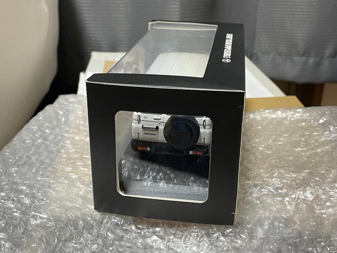 レ*】様 ランドクルーザー70 ホワイト カラーサンプル