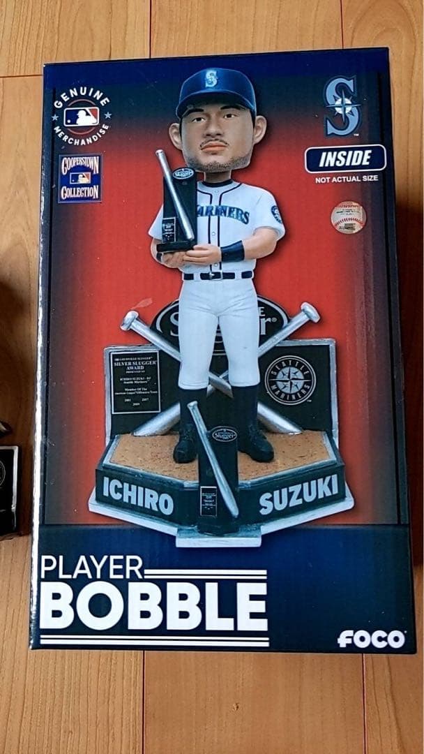 世界151体限定！イチロー球団認定シルバースラッガー賞、ボブル人形＋ギフト有