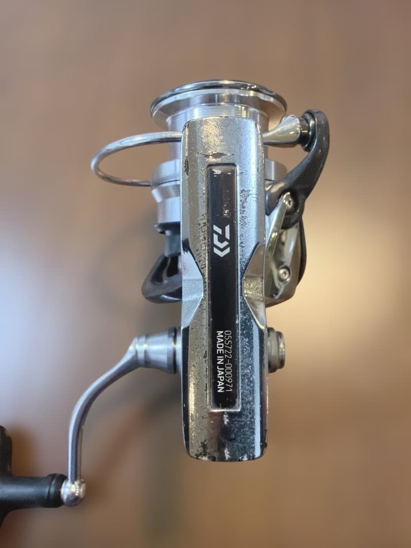 ダイワ 18イグジスト LT4000-C DAIWA 18 EXIST 中古品