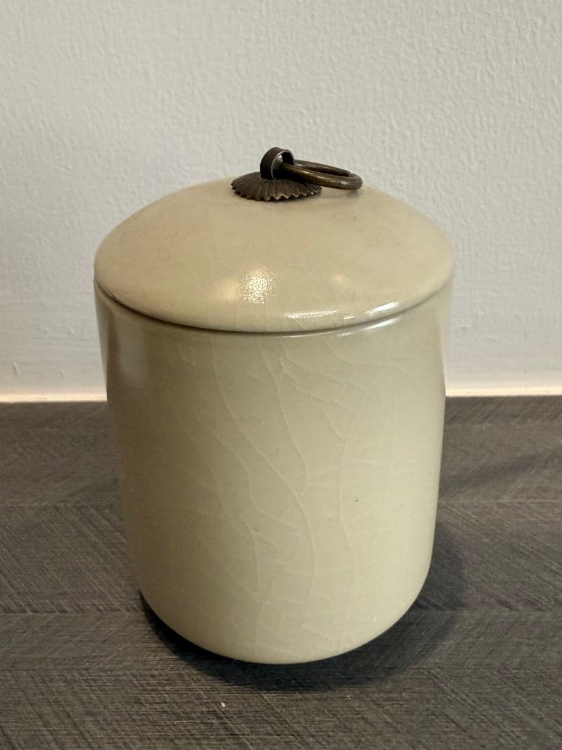 陶器製 水差し クリーム色