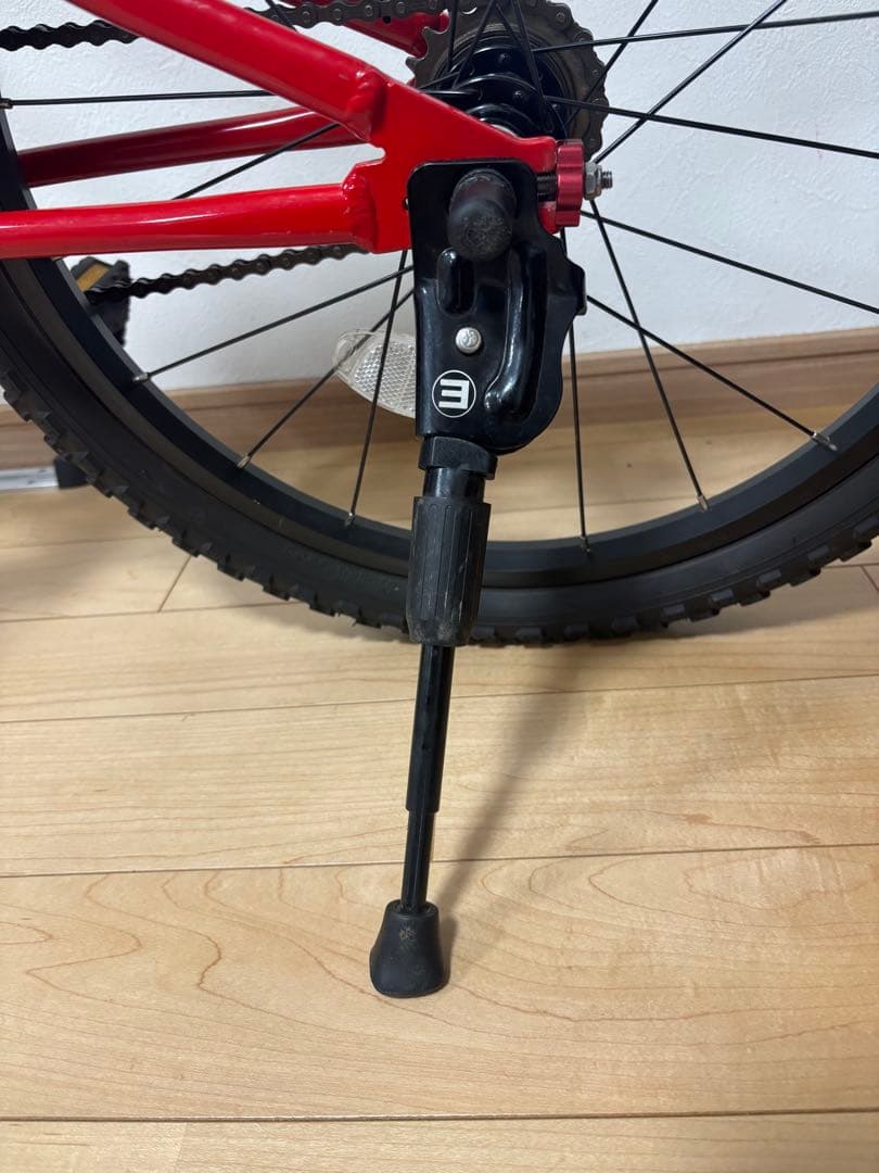 ヨツバサイクル　20インチ ヒーローレッド