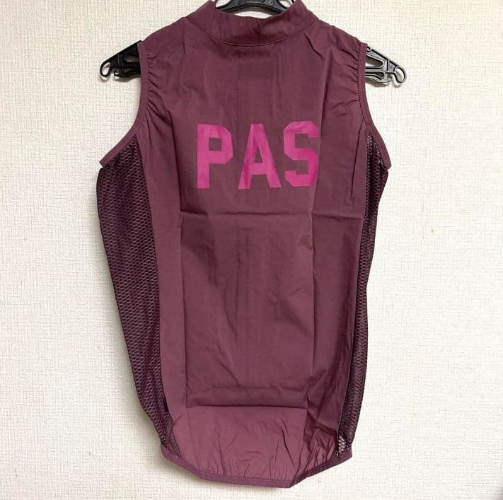 pas normal studios パス ノーマル スタジオ ジレ メカニズム