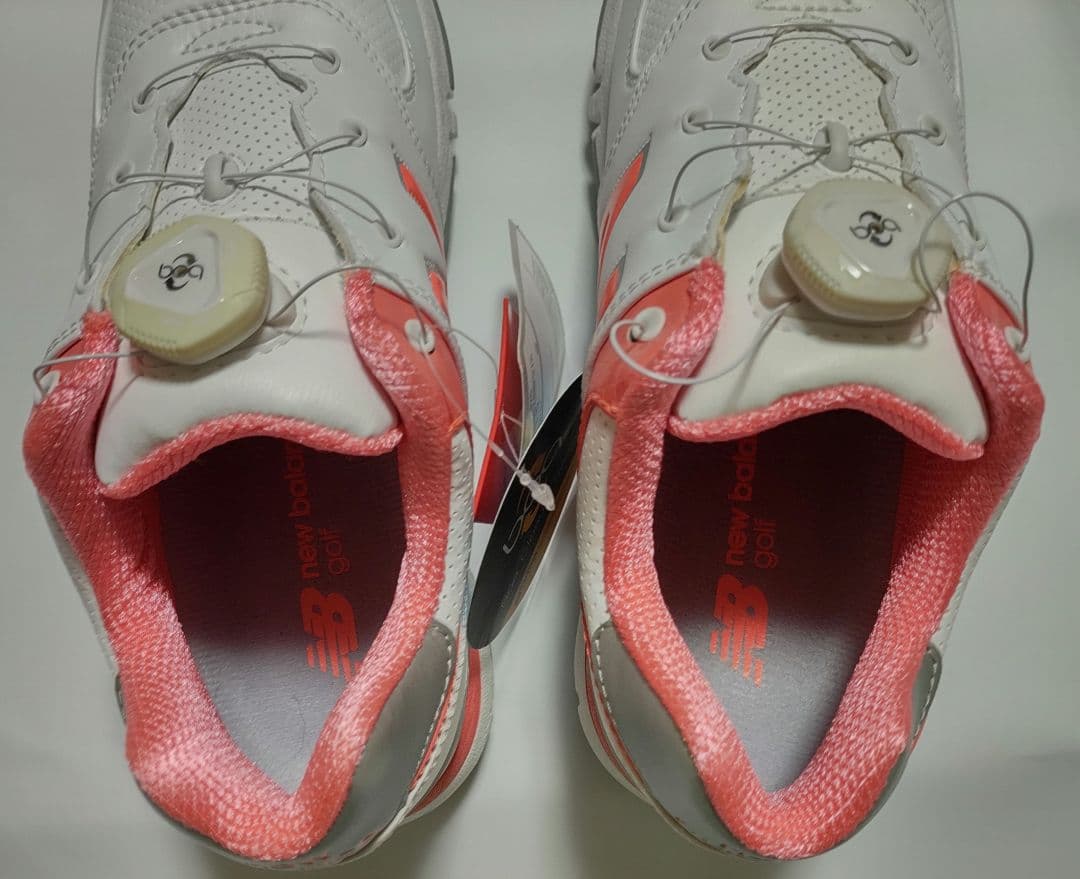 《未使用》ニューバランスゴルフシューズ ボア WGB574WCレディース タグ付