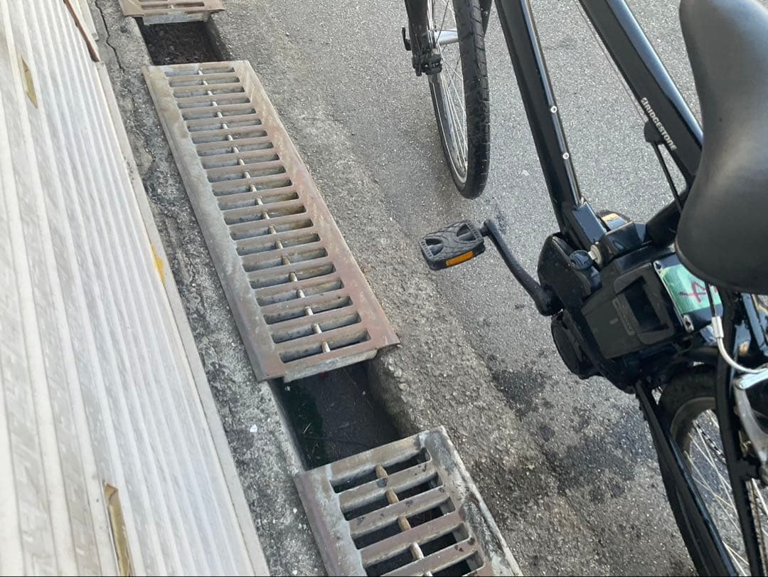 ブリヂストン最新機種REAL stream26インチブラックアルミボディー