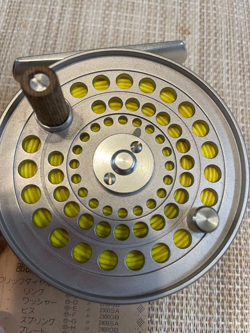 UFMウエダ CANTATA フライリール 2200