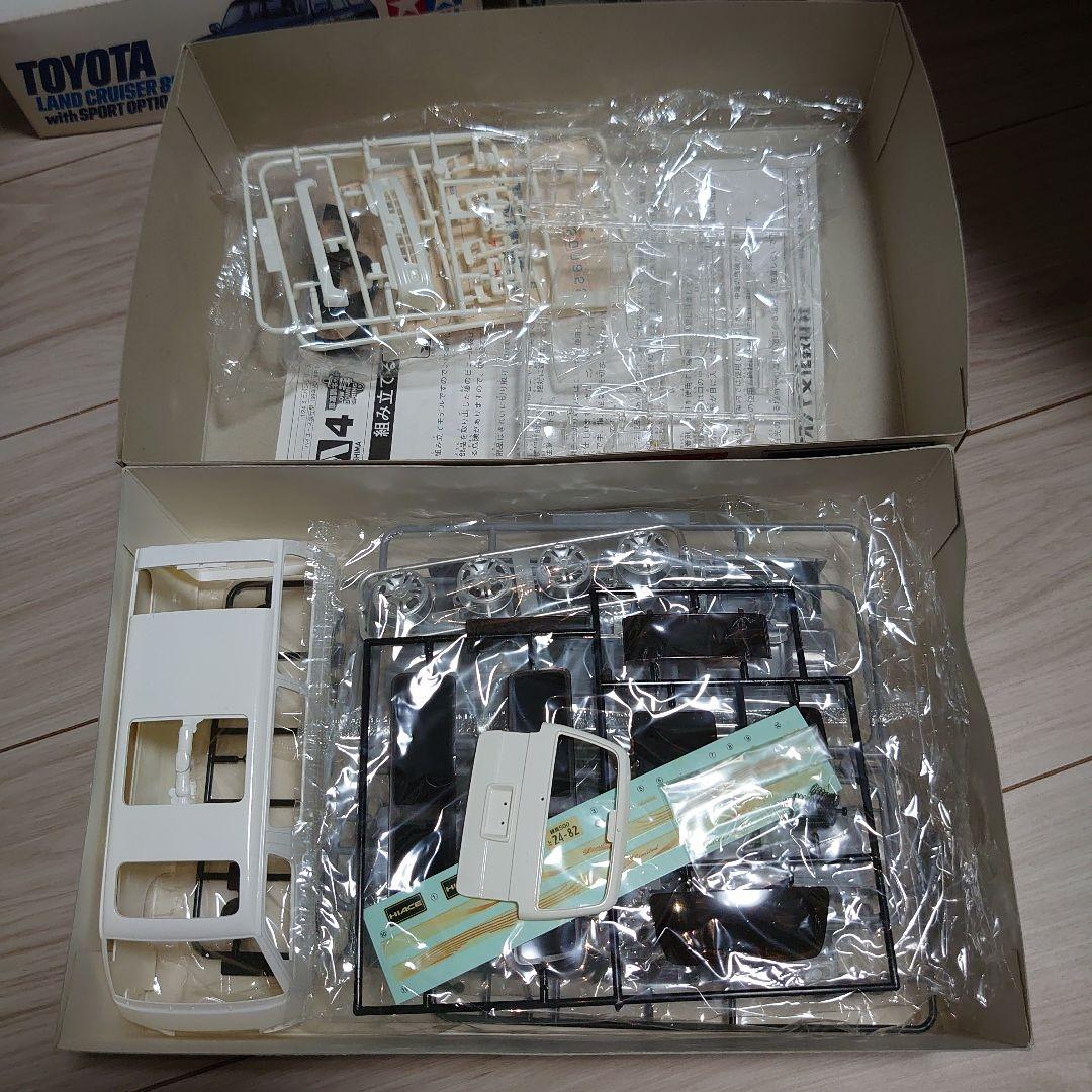 1/24 プラモデル7台まとめ売り　ランドクルーザー　ハイエース　ステップワゴン