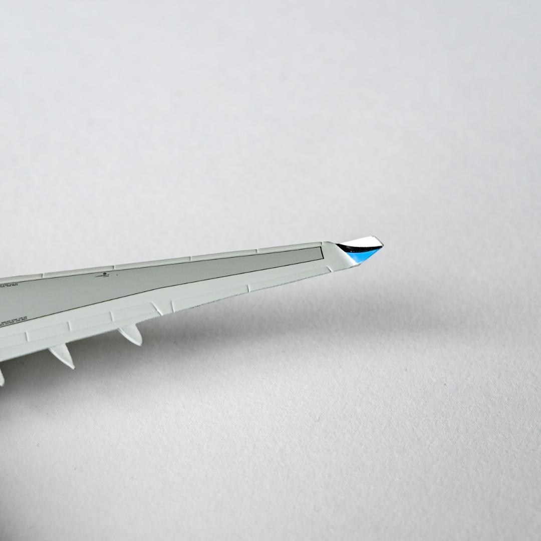 アマゾン Prime Air A330-300 P2F 貨物機 1/400