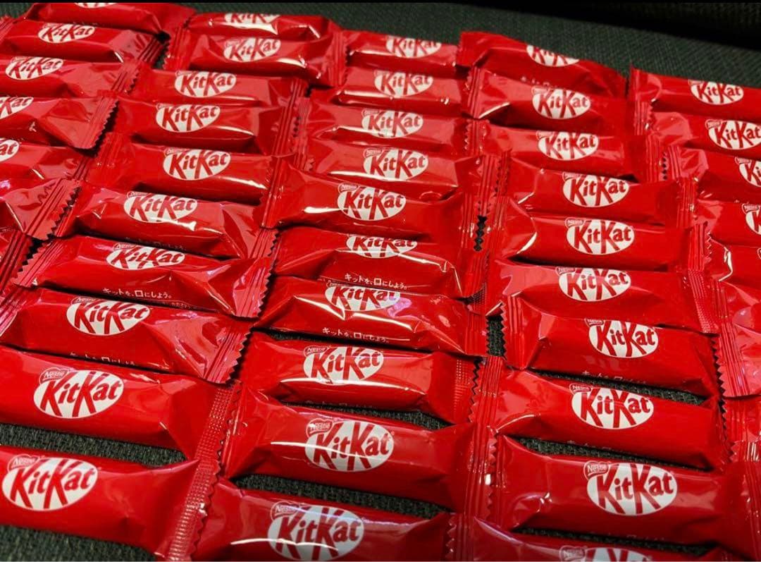 さくら　キットカット 一本入り　50個セット　他お菓子まとめ売り