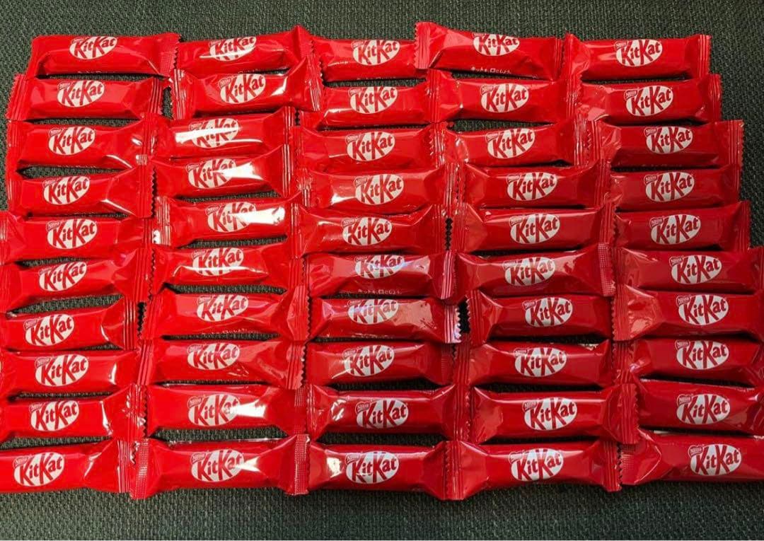 さくら　キットカット 一本入り　50個セット　他お菓子まとめ売り