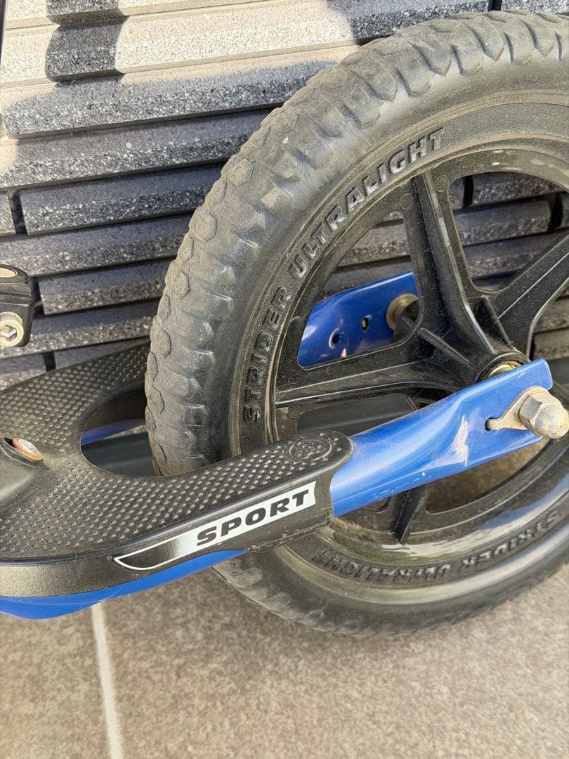 STRIDER バランスバイク 青 12インチ