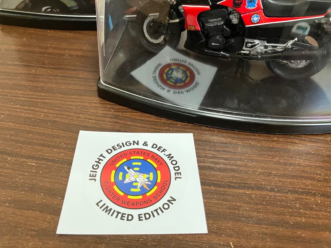 映画「トップガン」仕様GPZ900R プラモデル完成品