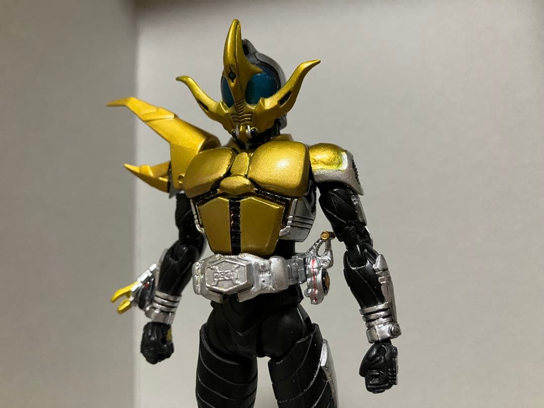 真骨彫 仮面ライダーコーカサス S.H.Figuarts