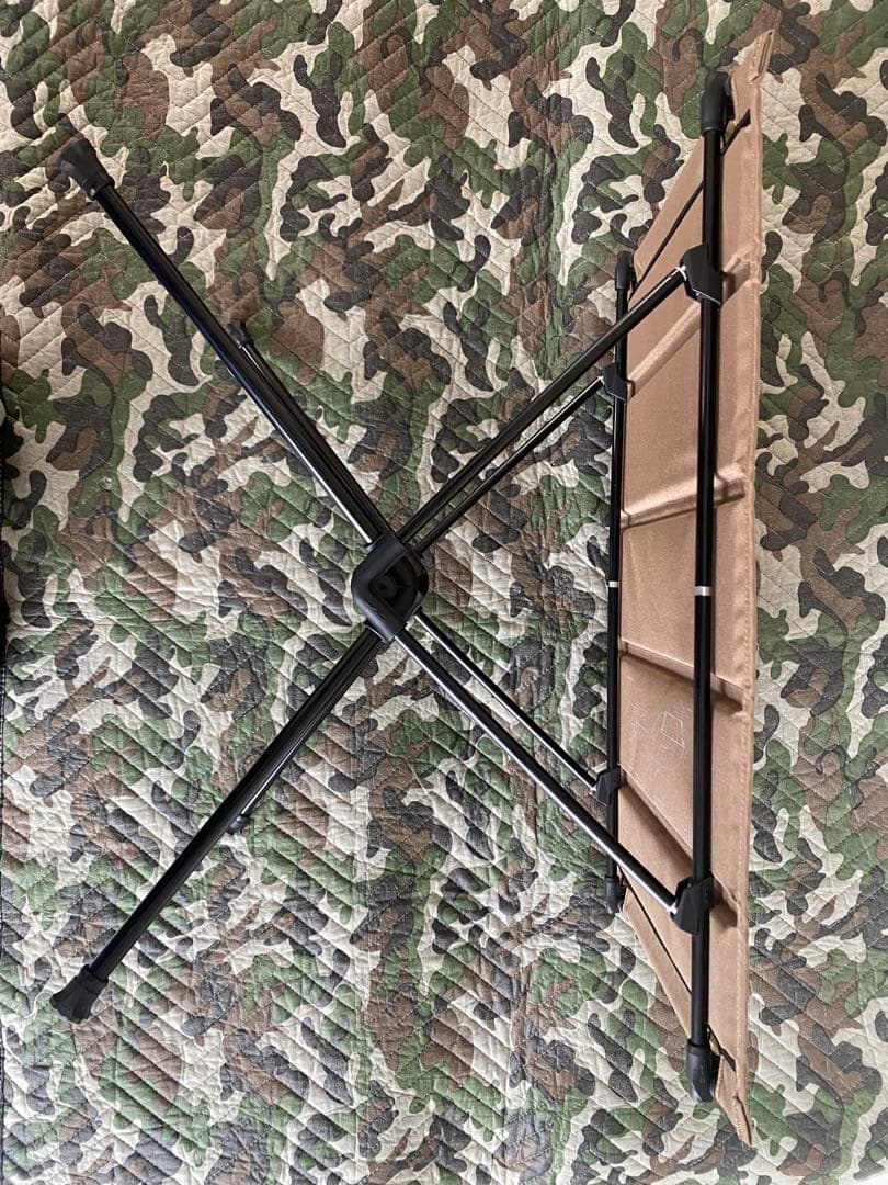 Helinox ヘリノックス　タクティカルテーブル Mサイズ　コヨーテ