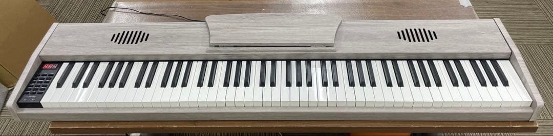 スタンド付き　電子ピアノ88鍵盤　給電タイプ　木目調ボディ　グレー