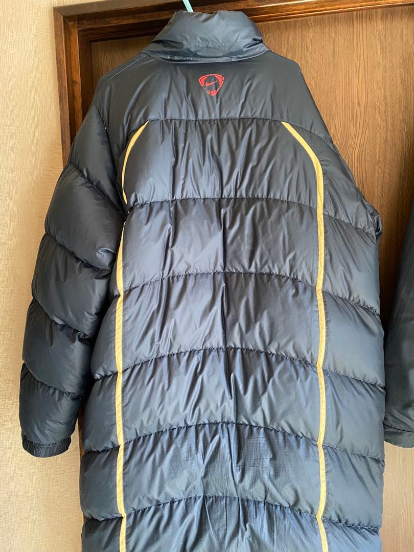 Nike ベンチコート トータル90 L 黒/黄色