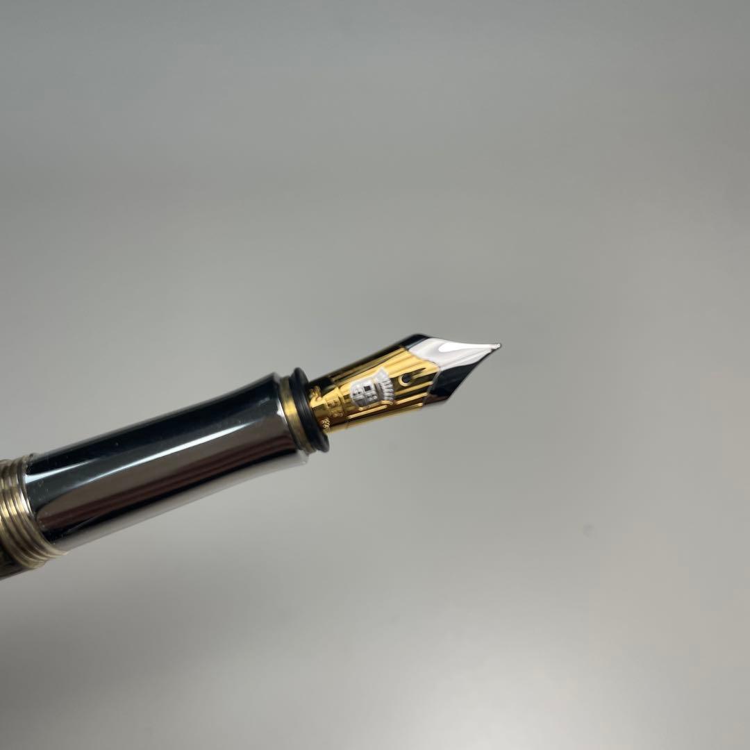 未使用 ファーバーカステル 万年筆 クラシックコレクション プラチナコーティング