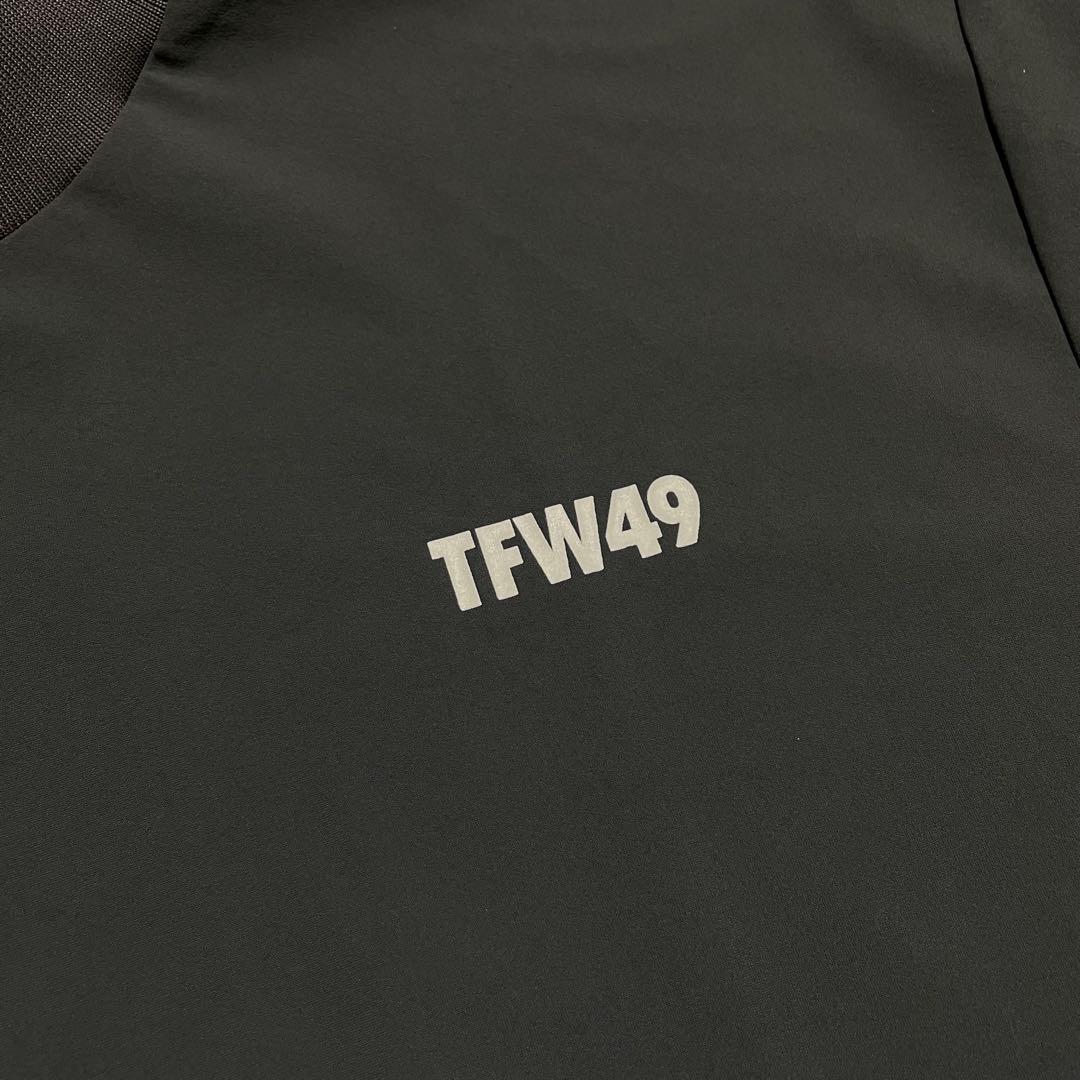 2025新作　TFW49 モックネック　Tシャツ　チャコール　XL ゴルフ