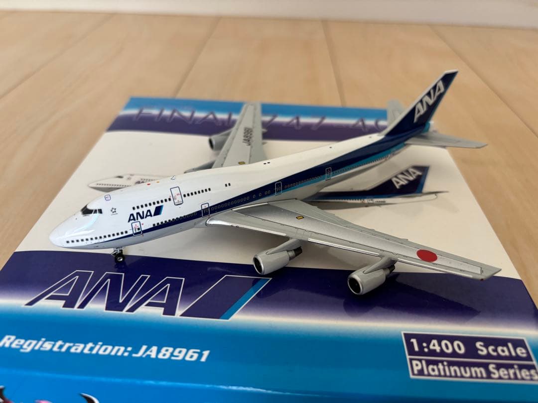 航空機・ヘリコプター Phoenix 1/400 ANA B747-400 JA8961